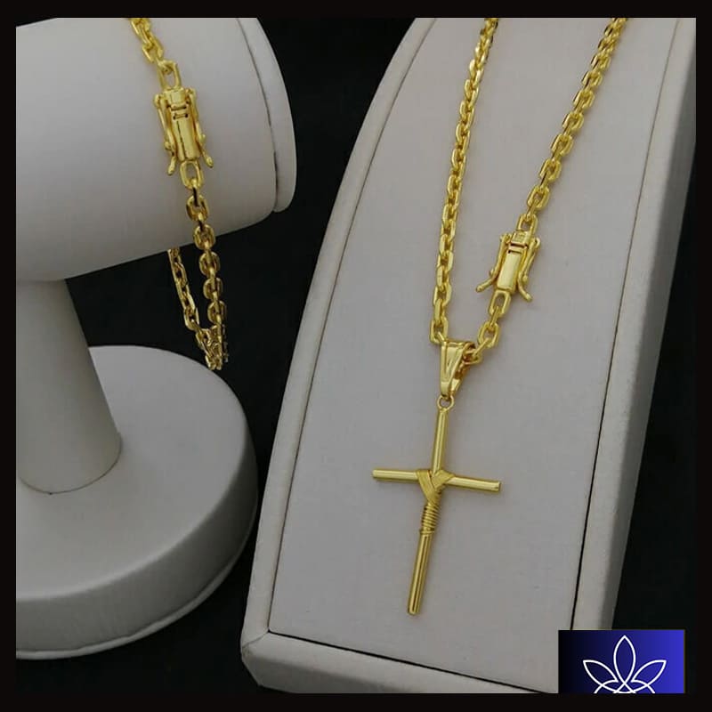 Cordão Masculino Cadeado - CRUZ MINIMALISTA